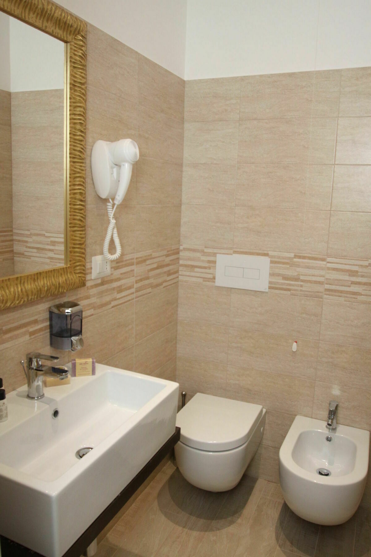 Interno 2 Roma Hotel Ngoại thất bức ảnh